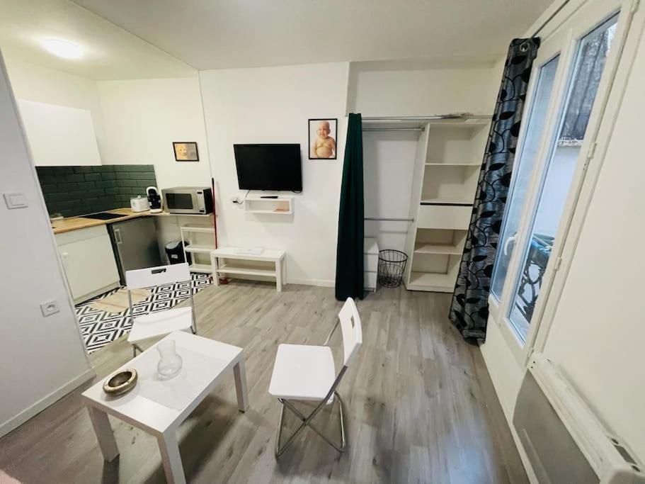 Studio Confortable - Montmartre - Republique - Anvers - 2 Pers París Exterior foto